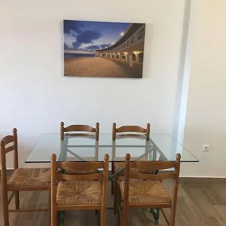 Moderno En Bahia Sur Apartment